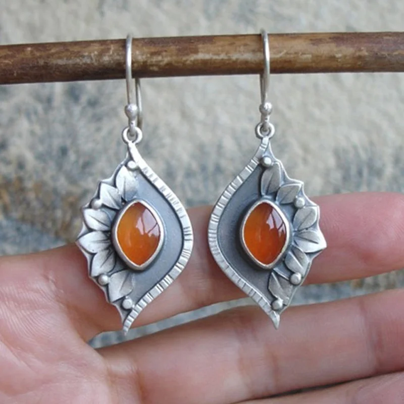 

Retro Oval Orange Resin Stone Drop Earrings for Women Antique Metal Statement Design Leaf Pattern Boho Dangle Earrings Jewelry