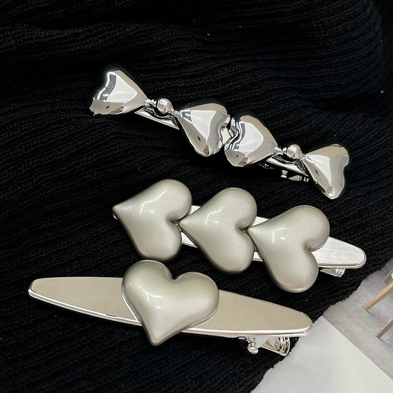 

3pcs/set Unique Design Heart Shaped Korean Hair Clip Metal Matte Headwear Love Duckbill Clip Female Banger Fashion Headdress