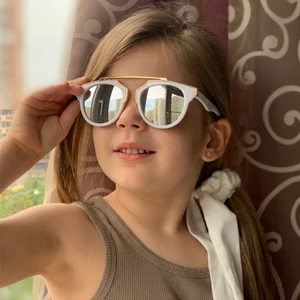 2022 Hot Sale Children Sunglasses Child Glasses New Sun Glasses Girl Boy Sunshades 3-8-year-old girl in Pakistan