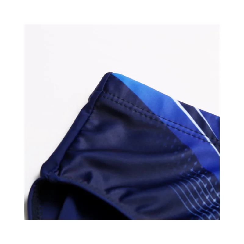 Men SwimmingTrunks Triangle Polyester Swimwear Breathable Beach Pants Anti-embarrassment Printing Swimsuit