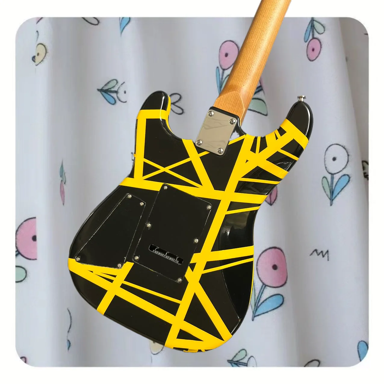 Электрическая гитара Заводская индивидуальная Кленовая шейка корпус в форме