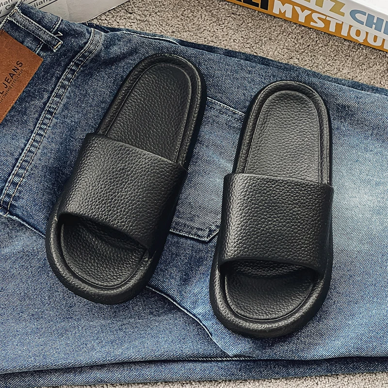 

High Quality Brand Hot Sale Flip Flops Men Summer Beach Slippers Men Fashion Concise Slides Casual Men Slippers Beach Outdoor