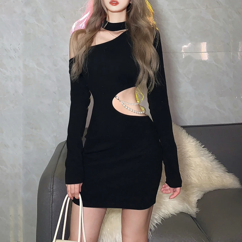 

Lady Sexy Stretch Slim Irregular Design Sense Tailoring Stitching Pearl Chain Half Off-Shoulder Long-Sleeved Dress