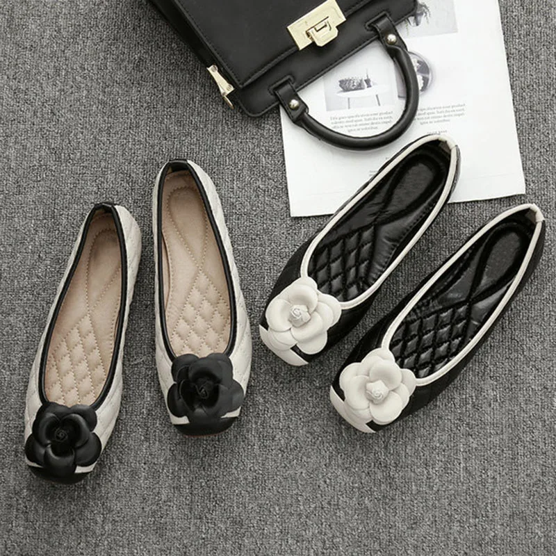 

Lady Camellia flower Flats Diamond check Single Shoes Fashion Leather Shoes Spring Square Toe Wide Fitting European And American