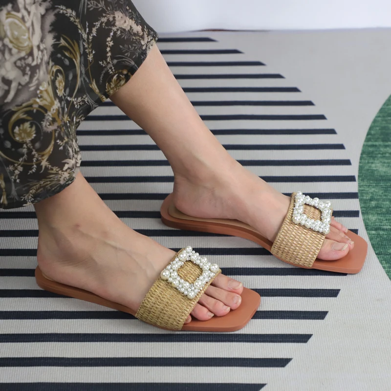Z Women Fashion Outside Flat Sandals Elegant Pearl Woman Slides Shoes Low Heels Weave Beach Ladies Sandals Travel Summer Shoes