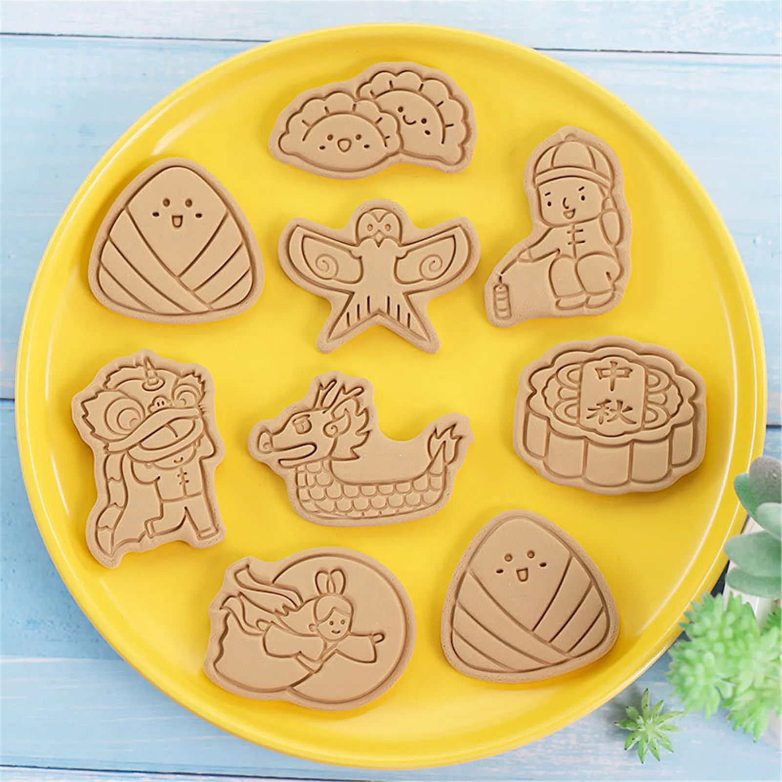

8 Pieces Folk Festival Cookie Cutters DIY Biscuit Cutters Molds For Party Holiday Decoration Favor Fondant Cutters Pastry