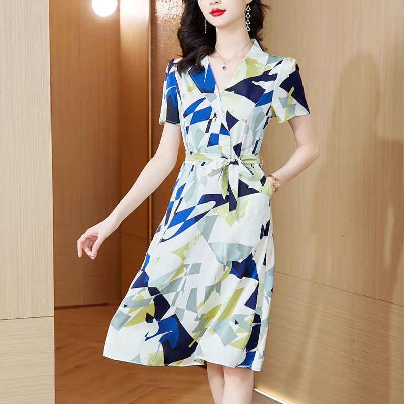 

2023 New Fashion Bohemian Silk Printed Dress Women's Summer Fashion Versatile V-Neck Loose Fit Casual Holiday Dress Vestidos