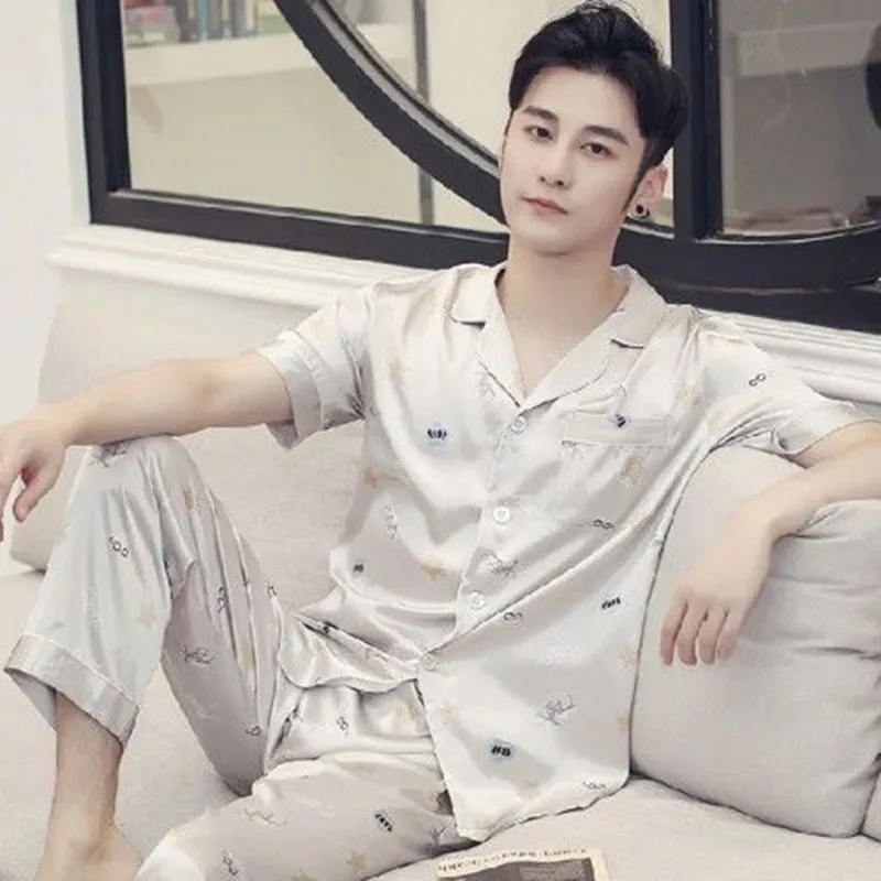 1 Men's spring, summer and autumn short-sleeved new fashion ice silk loose home clothes silk oversize can be worn short