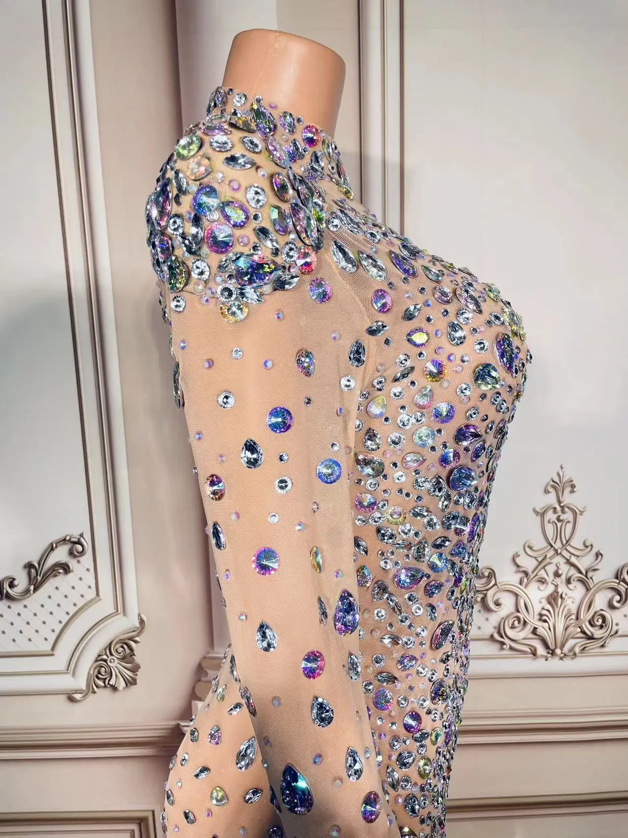 Рисунок 4 - Ручная работа, искусственная кожа