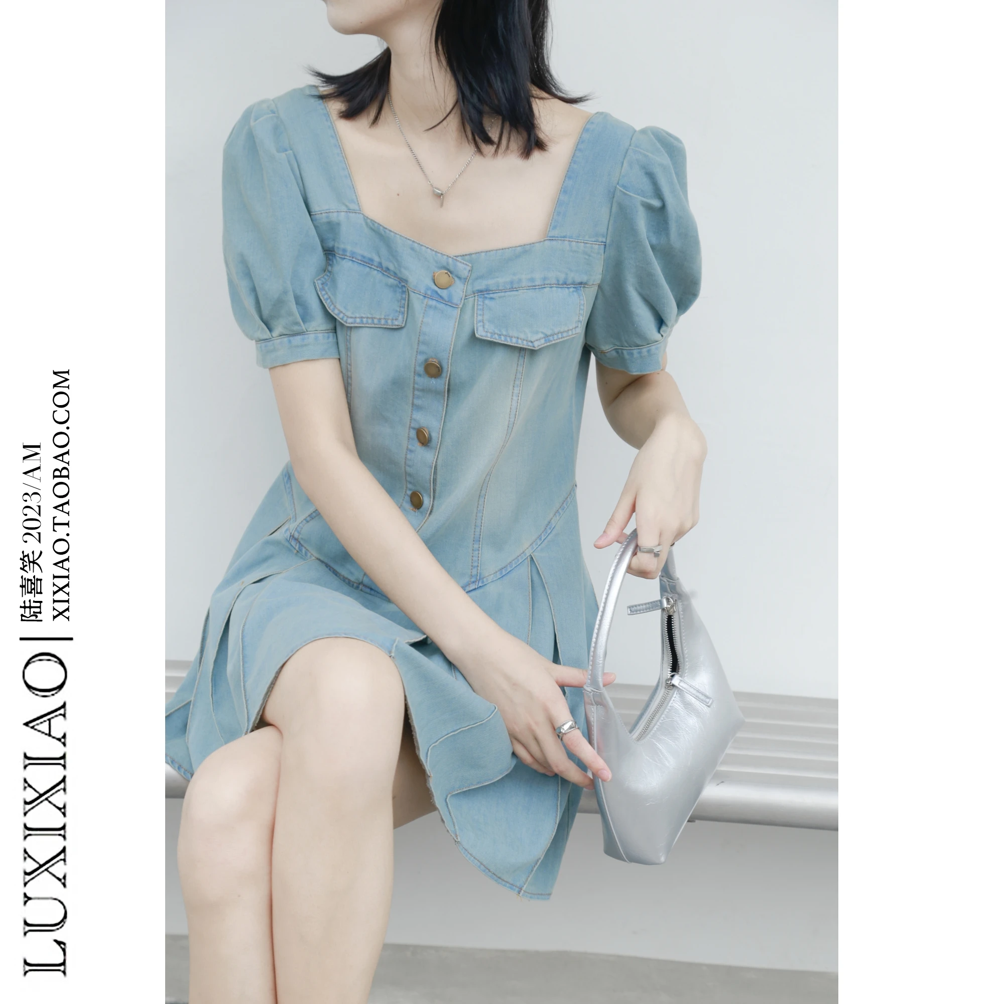 Роскошное платье 2024 новый пуловер плиссированное короткое A Word женское с пышными