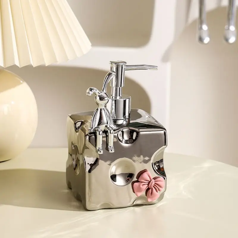 

Керамическая разделенная бутылка для ванной 600 мл