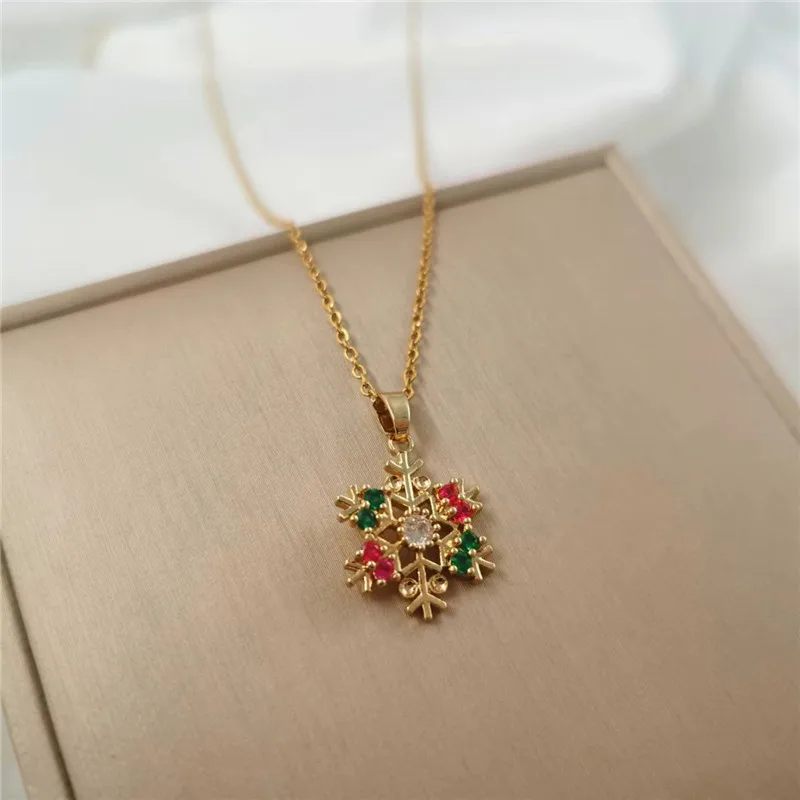 

Exquisite Snowflake Zircon Pendant Necklace For Women Christmas Girlfriend Gift Jewelry