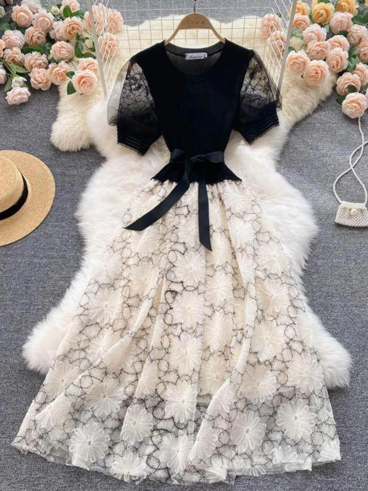 

Women Elegant Floral Embroidery Party Dress Summer Vintage Hollow Out Mesh Vintage Dresses Woman Puff Sleeve Long Robe