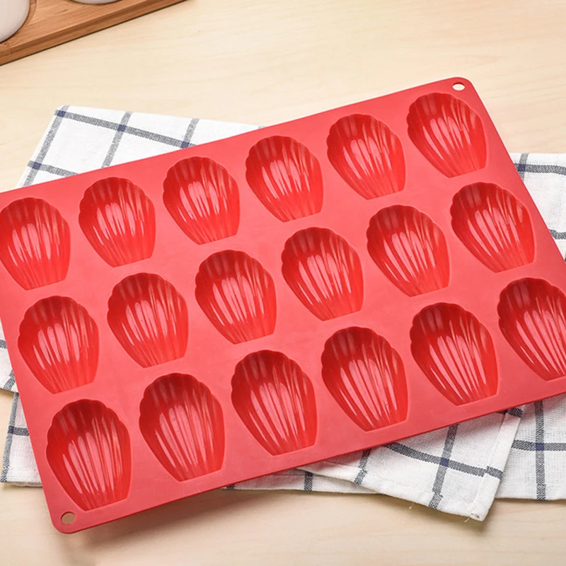 

2/4/5PCS Mini Easy To Release Biscuits Bakeware Tools Madeleine Shell Baking Pan Non-sticky Silicone Cake Mould