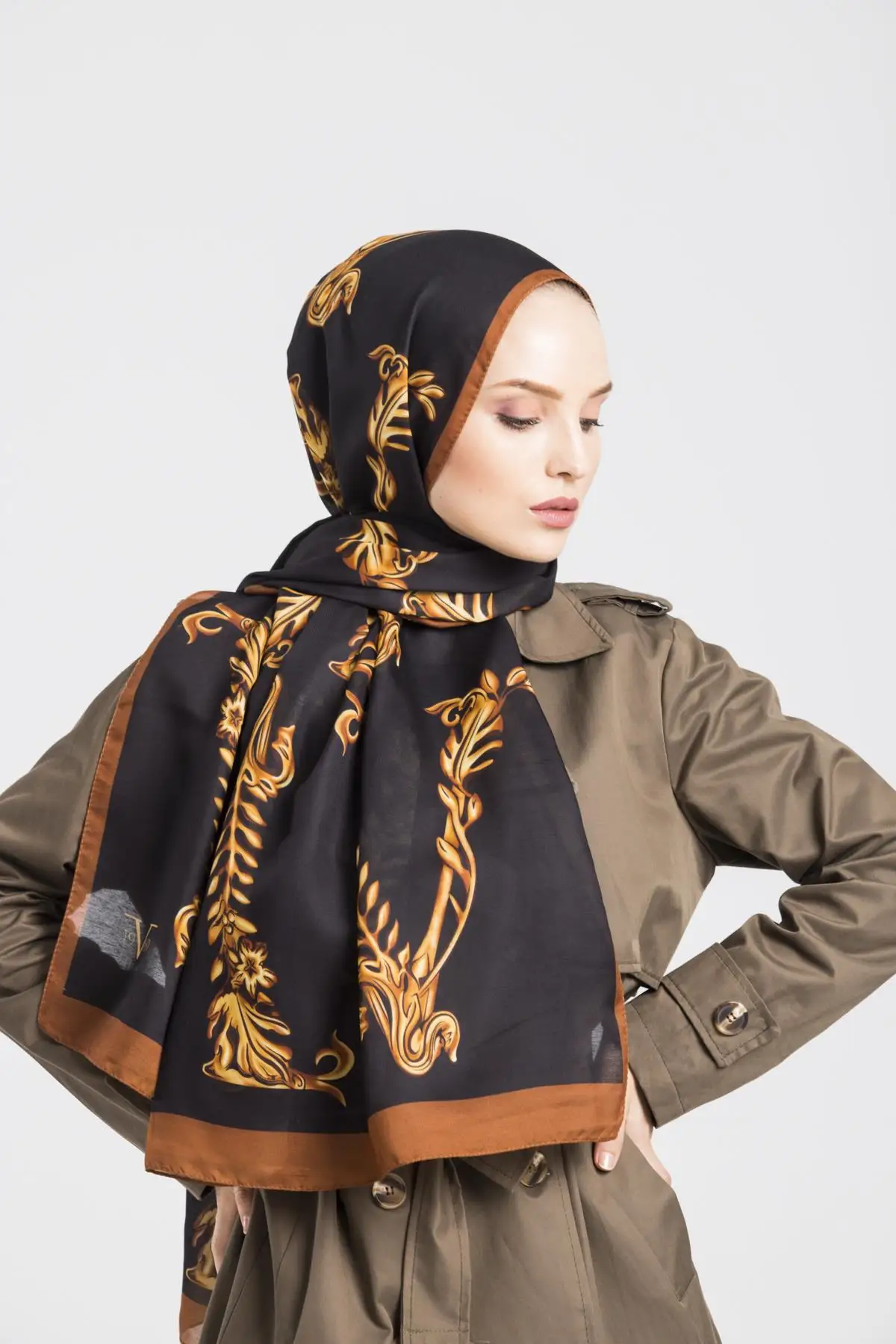 

With logo Pattern Pavia Series Along with Shawl Scarf Hanger 90 X200 cm
