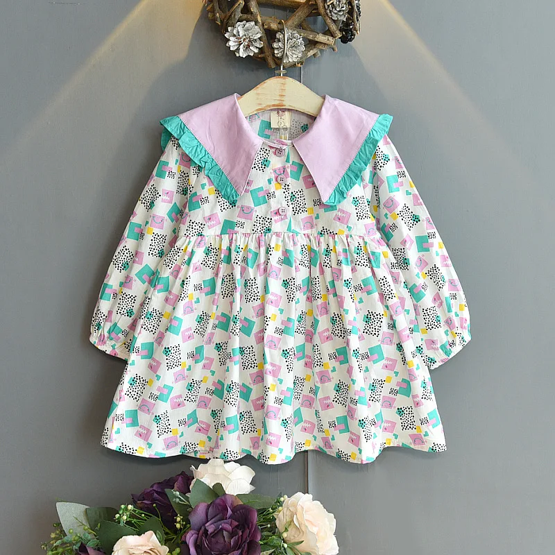 Платье для девочек весенне-осеннее с большими отворотами и пышными рукавами От 3