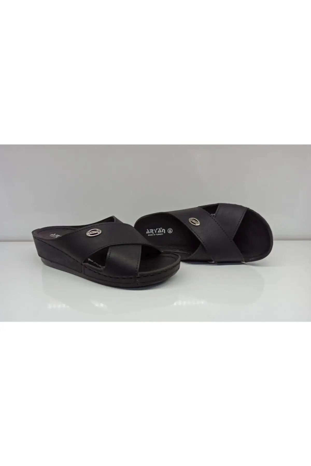 

Female Anatomical Slippers
