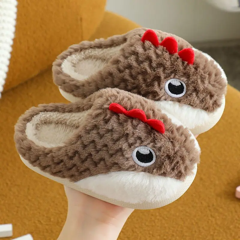 

Женские детские тапочки, осенне-зимние шлепанцы для маленьких мальчиков и девочек, обувь с мультяшным драконом и мягкой подошвой, удобная детская обувь H16