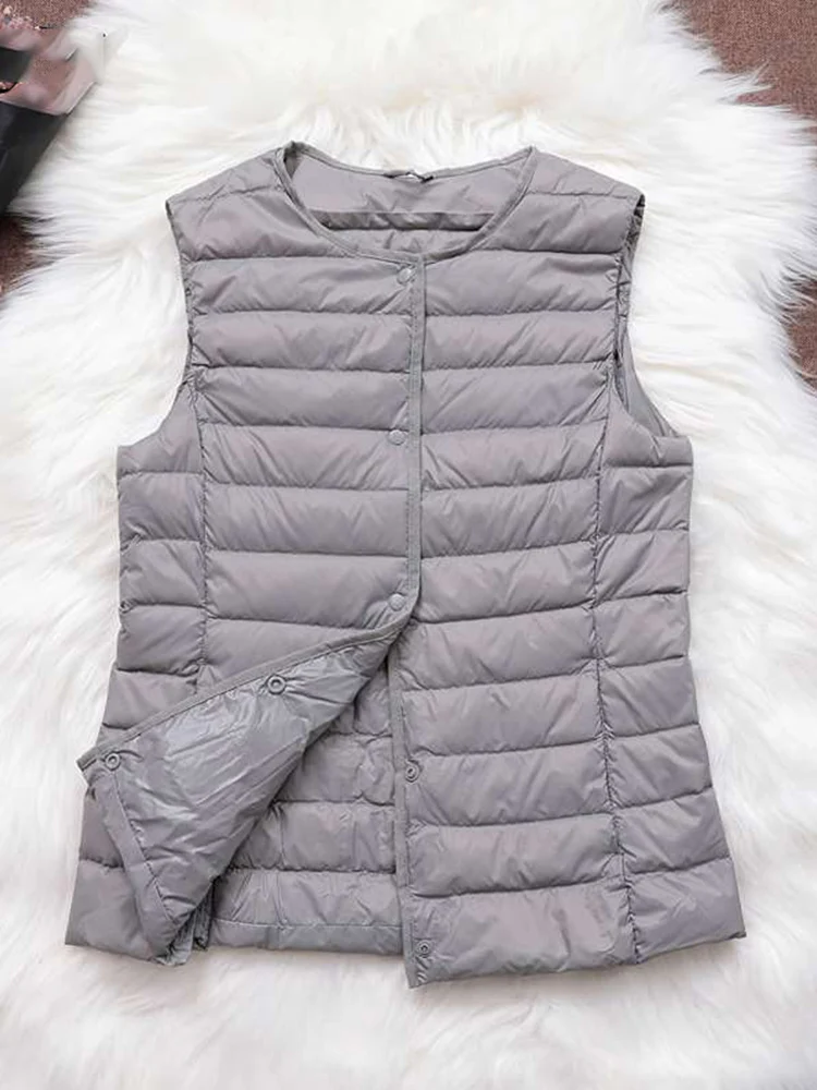 

Fashion 90% Ultra Light White Duck Down Women Vest Thin Coat Women Duck Down Sleeveless Jacket V Collar Or O Collar Coat