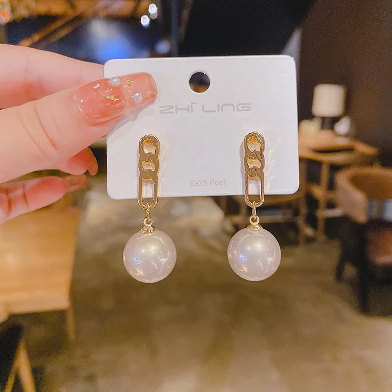 

S925 Silver Needle Champagne Pearl Earrings Female 2021 New Celebrity Temperament High Sense Earrings Explosive Earrings Jewelry