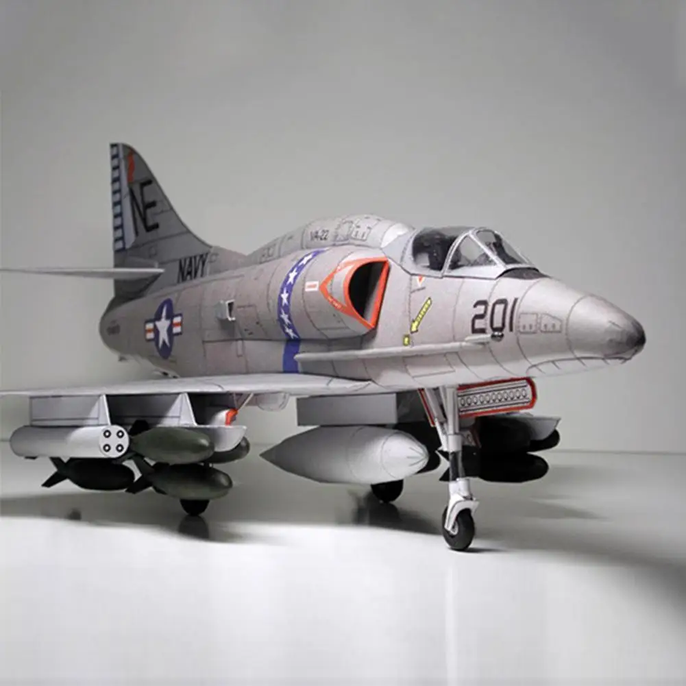 Американская модель летательного аппарата Skyhawk 1:33 Paper F0d8 | Игрушки и хобби