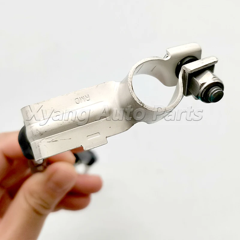 Автомобильный аккумулятор соединительный кабель с отрицательным электродом