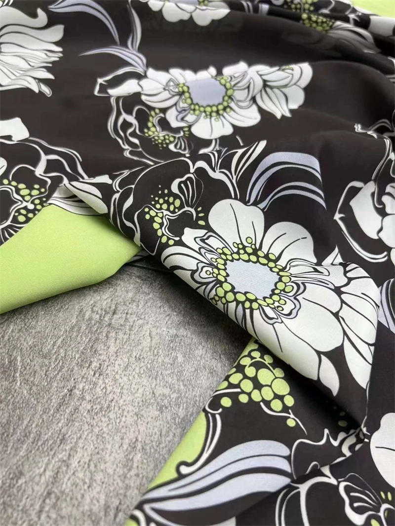 V-семейный бренд позиционирование печати двойной креп Тутовый шелк ткань летняя