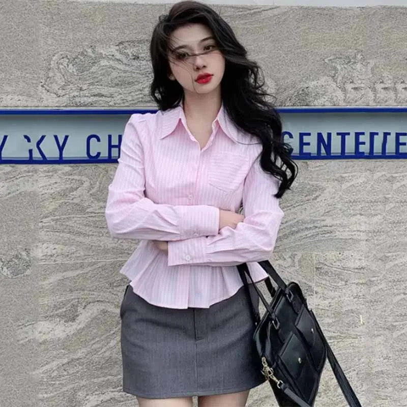 Женская рубашка в полоску