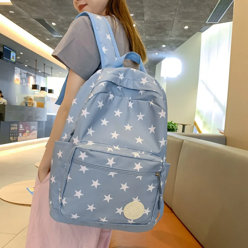 Рисунок 2 - Сумки для девочек