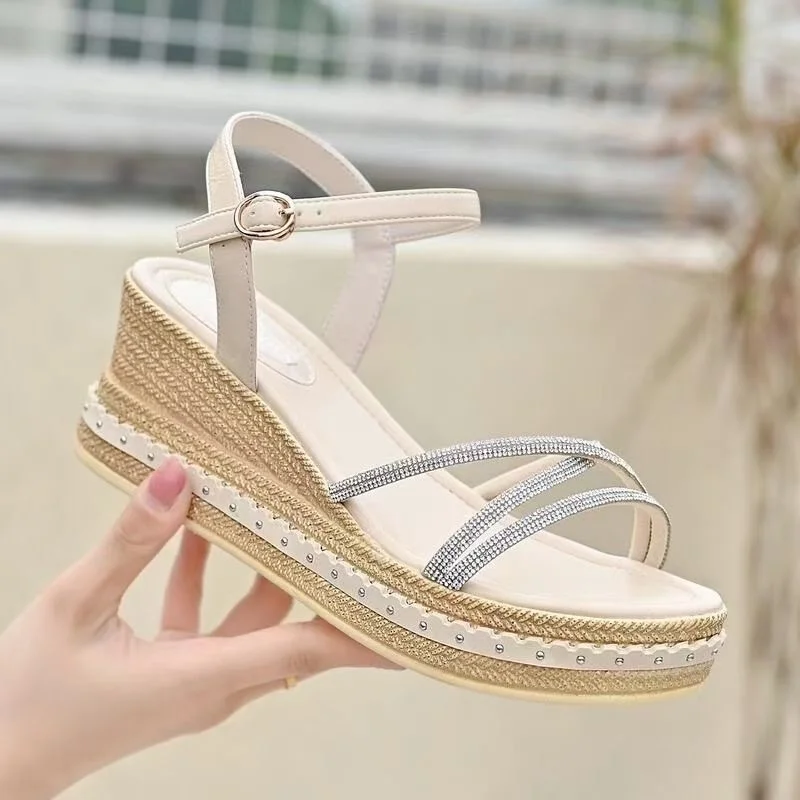 

Босоножки женские на среднем каблуке, универсальные удобные сандалии на танкетке, маффины, черные, бежевые, лето 2022