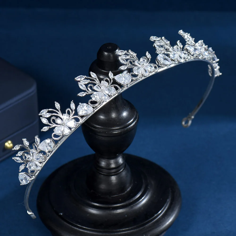 

Fashion Sparkling Leaf Flower Design Hair Jewelry Accessories Wedding Bridal Tiara and Crown for Women Bridal Party Gifts C-63