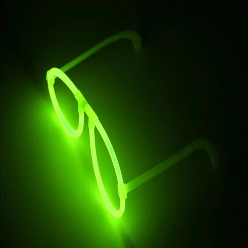 светящиеся палочки для танцев. светящиеся палочки в тубусе. светящиеся палки. светящиеся палочки для танцев. Glow foam stick top glo неоновые палочки.