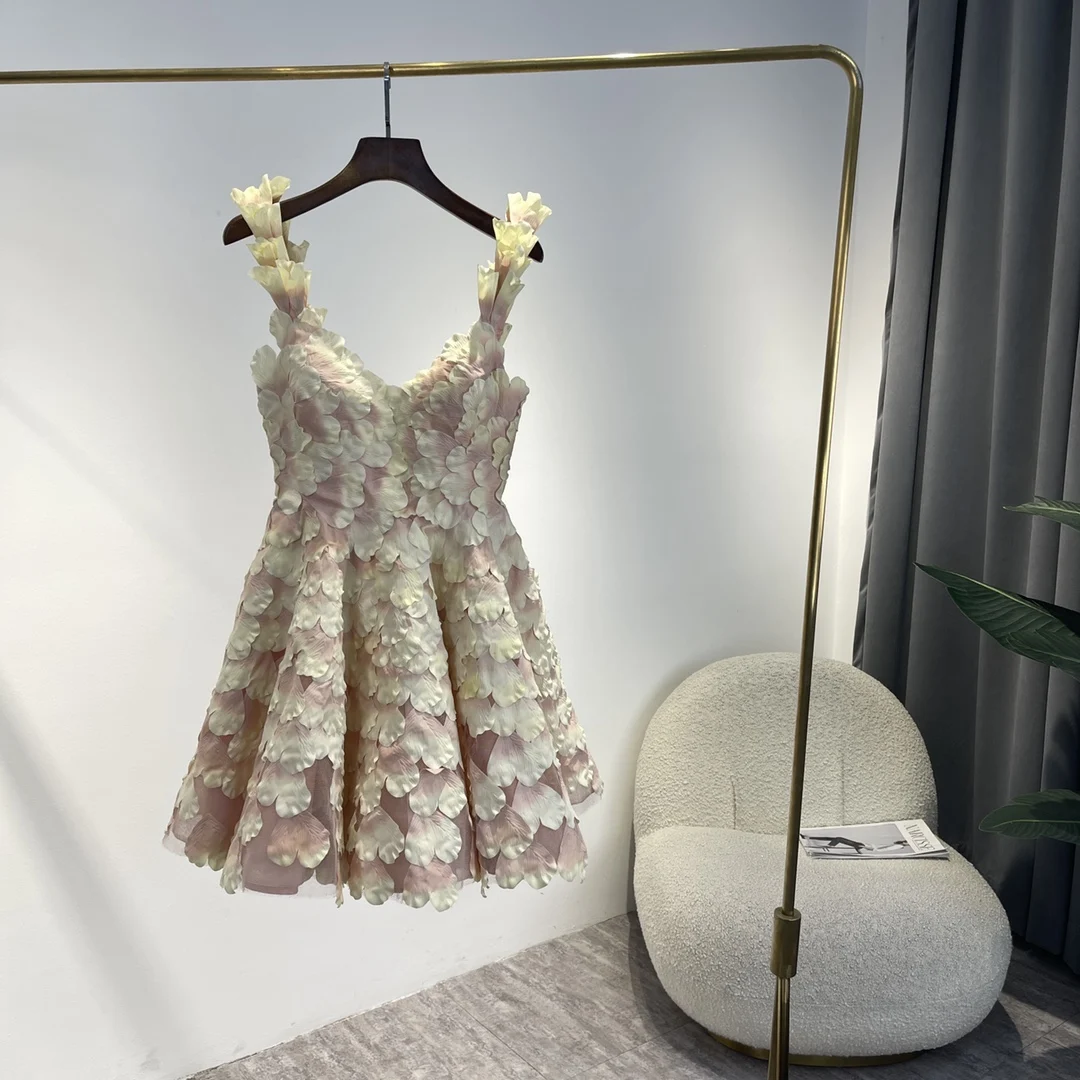 

Sweet Style 2022 Summer New Fashion Summer Top Quality Pink Gradient Petal Appliques Wide Neckline Mini Tank Tutu Dress