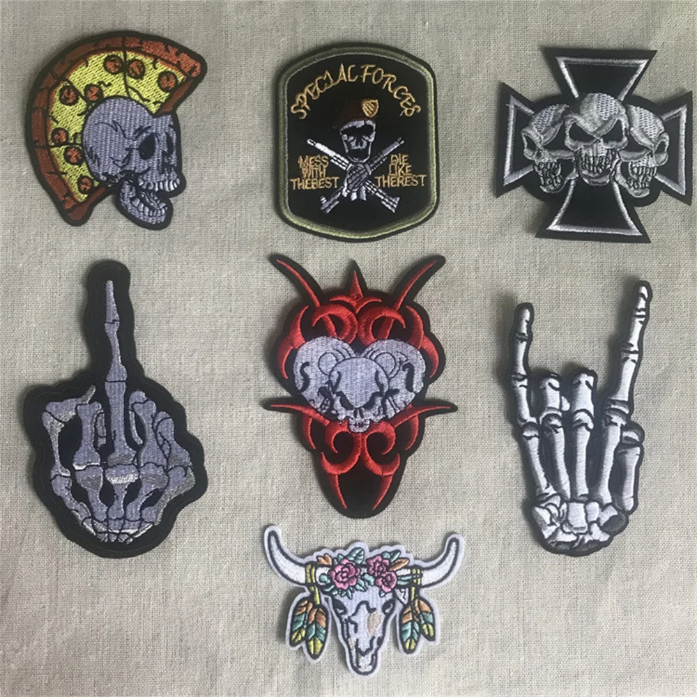 

Mixed 7Pcs/Lot Punk Skull Patches Color Sewn Embroidery Iron On Applique Clothing Handmade DIY Garment Decor