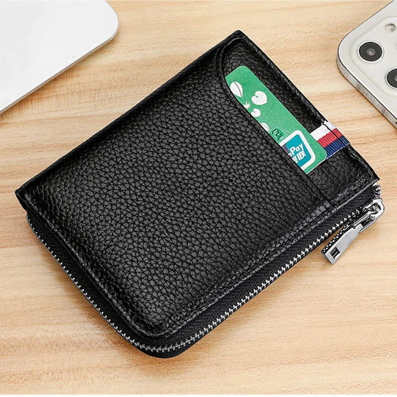 

Мужской кошелек из натуральной кожи с RFID-защитой