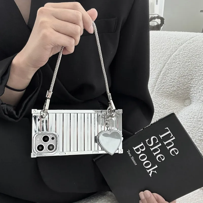 

Luxury Silver Love Heart Mirror Chain Case For IPhone 14 Plus 13 12 11 Pro Max Creative Square Plating Suitcase Container Cover