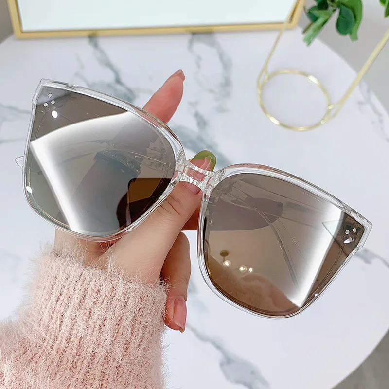 

2022 New Folding Sunglasses for Women and Men Anti Ultraviolet Outdoor Travel Camping Driving Colour Eyewear