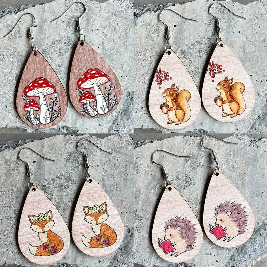 Женские деревянные серьги-капельки с рисунком в виде грибов | Серьги-подвески
