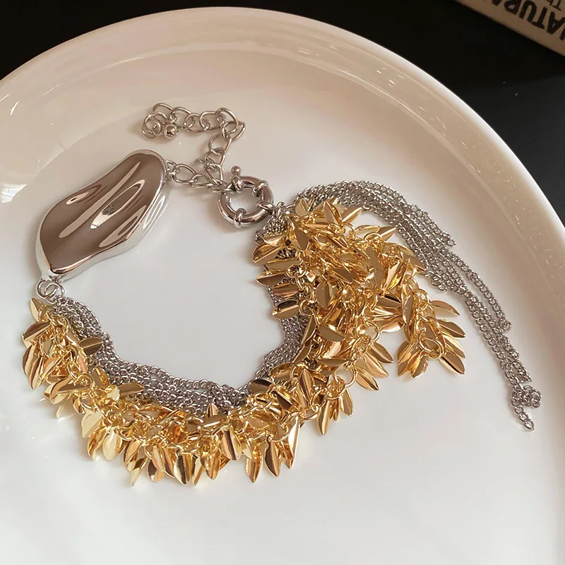 Фото NISHIZAWA  Irregular Leaf Tassel Bracelet Fashionable Light Luxury Niche Design Bracelet Personality Temperament Jewelry №4