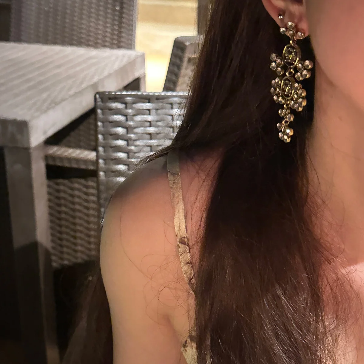 Chai Fu Studio/E83 Гонконг Sle Ретро Court с резными серьгами-гвоздиками бриллиантами