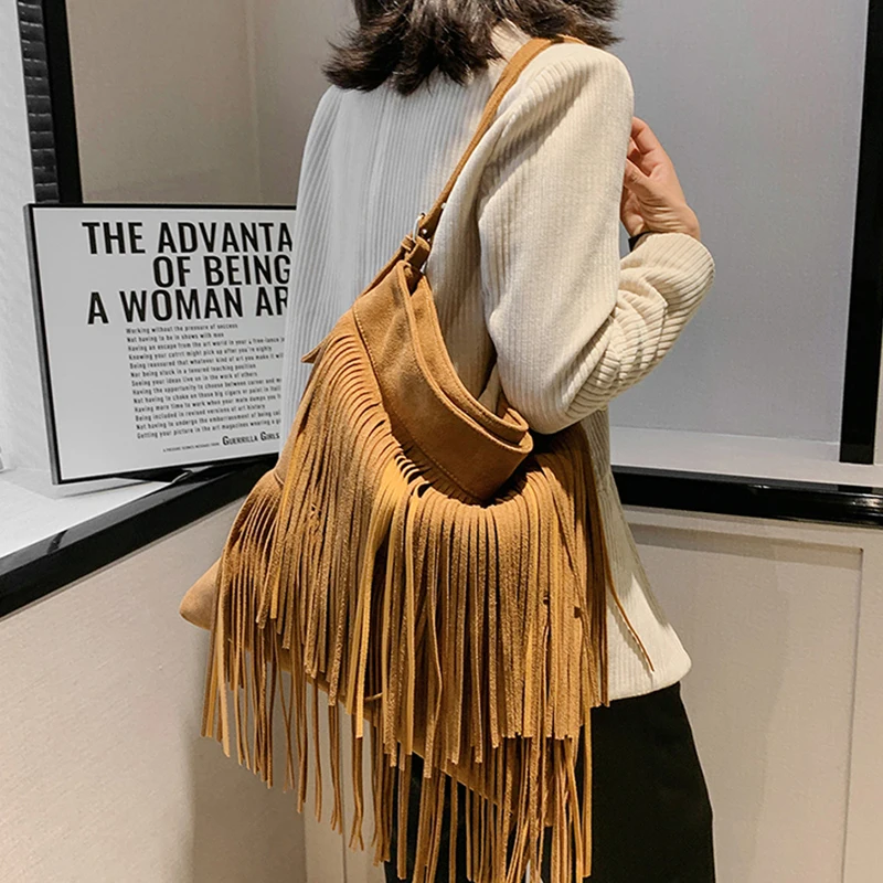Bohemian Brown Personality Handbag for Women 2023 Summer women's Bag Large capacity retro shoulder crossbody Tassel bags purse