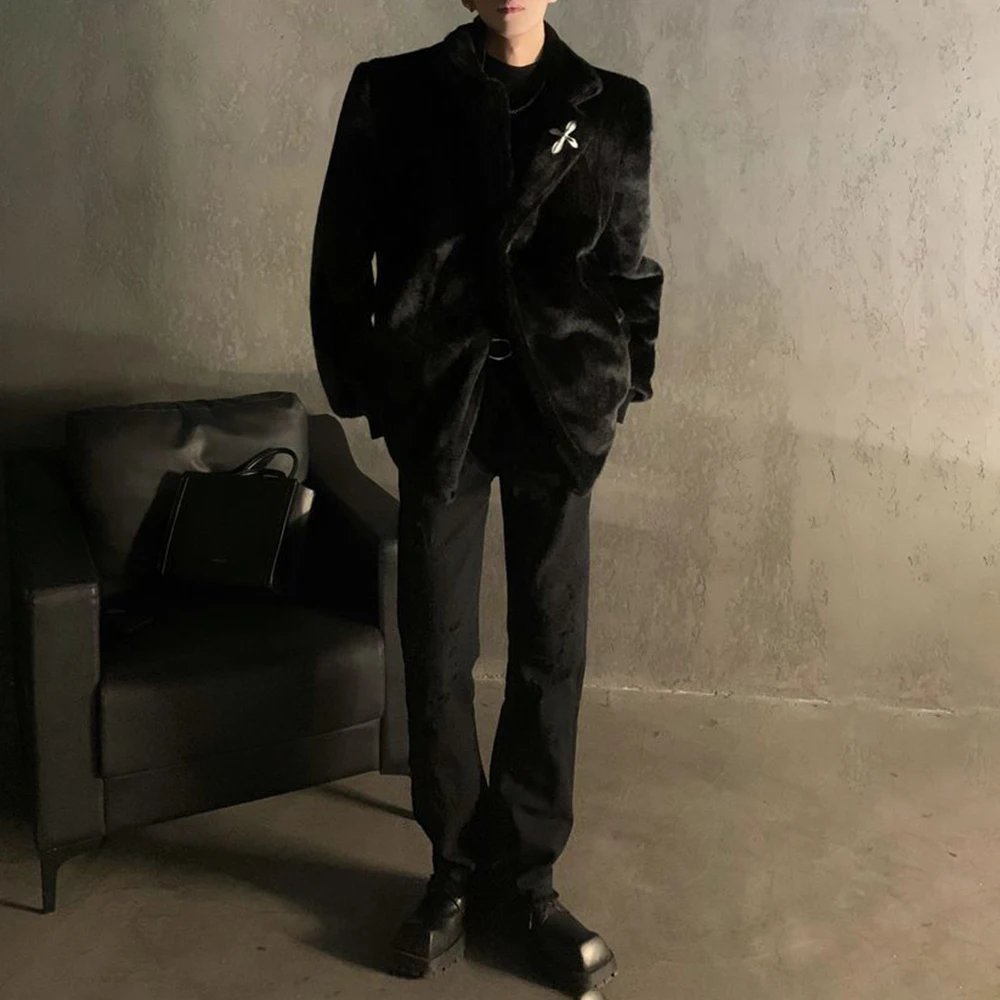 Плюшевый мужской пиджак