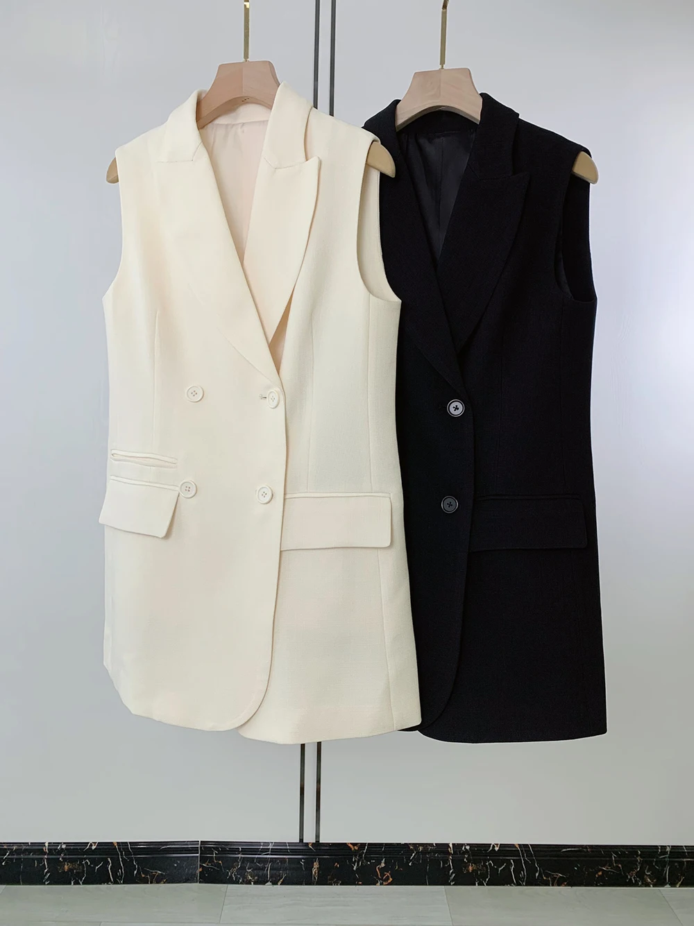 

2022 Women's Mid-Length Vest Classic Blazer Lapel Blazer Pocket Slit Solid Color Vest