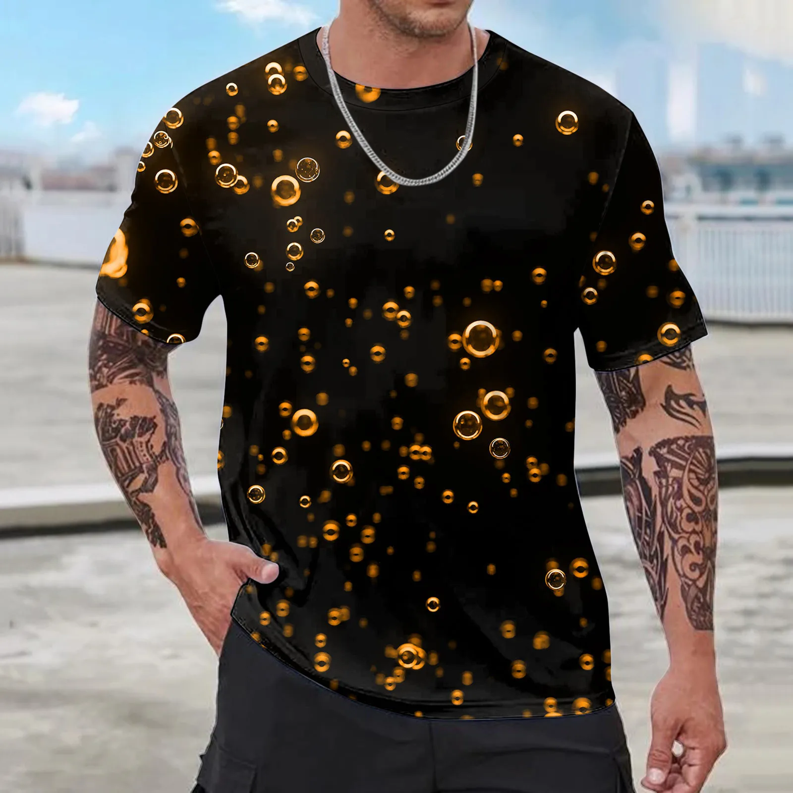 

Футболка мужская с коротким рукавом, круглым вырезом и принтом