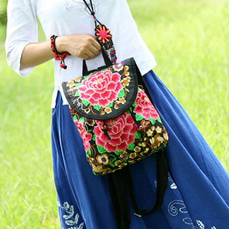 

Women's Floral Embroidered Backpack Summer Travel Shoulder Rucksack Gift Floral High Quality Backpack Rucksack Bohemian