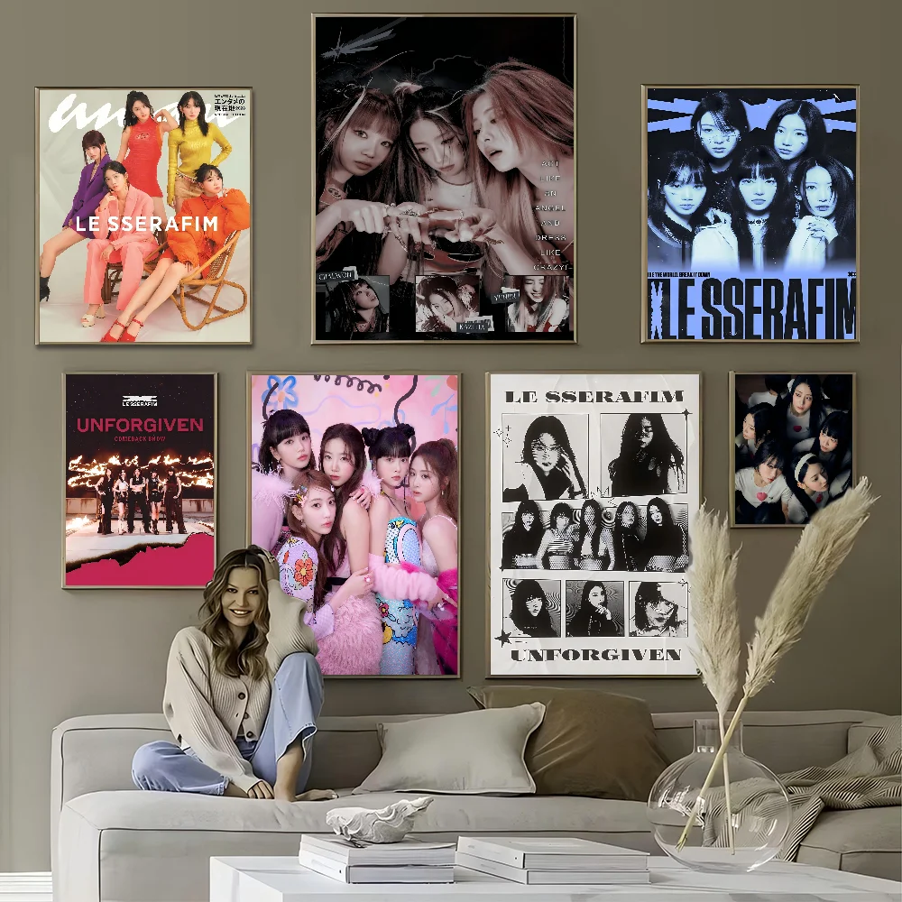 Kpop LE-SSERAFIM Girl Classic Vintage Posters Decoracion Painting Wall Art White Kraft Paper Kawaii Room Decor