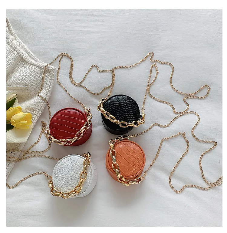 

Small bag 2022 new western style fashion messenger bag female all-match mini cute change small round bag