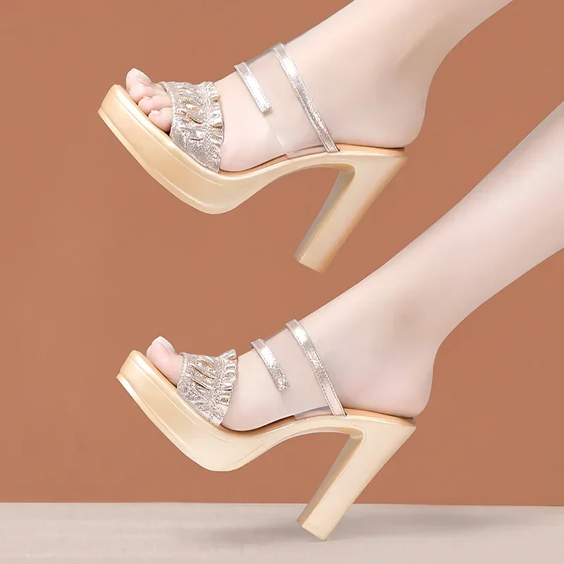 Шлепанцы женские из мягкой кожи на квадратном каблуке 8 см 10 32-43 размера