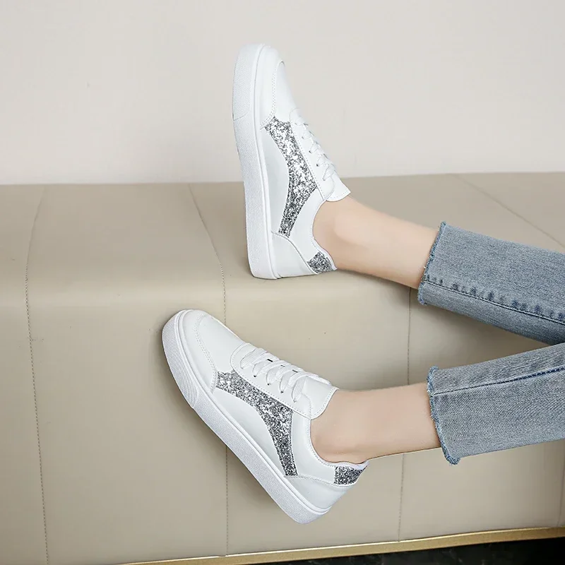 Кроссовки Женская обувь Белые кроссовки на плоской подошве Спортивная