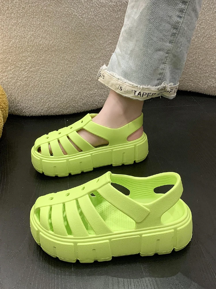 

Женские сандалии средней высоты, женские летние сандалии на каблуке, Нескользящие, закрытые пляжные сандалии-гладиаторы для девушек средней высоты, 2023